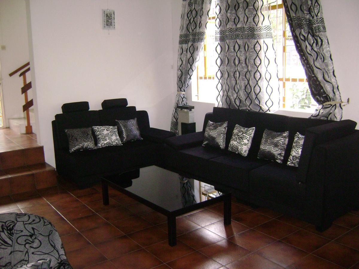 Sbe Villa Flic en Flac Exterior photo