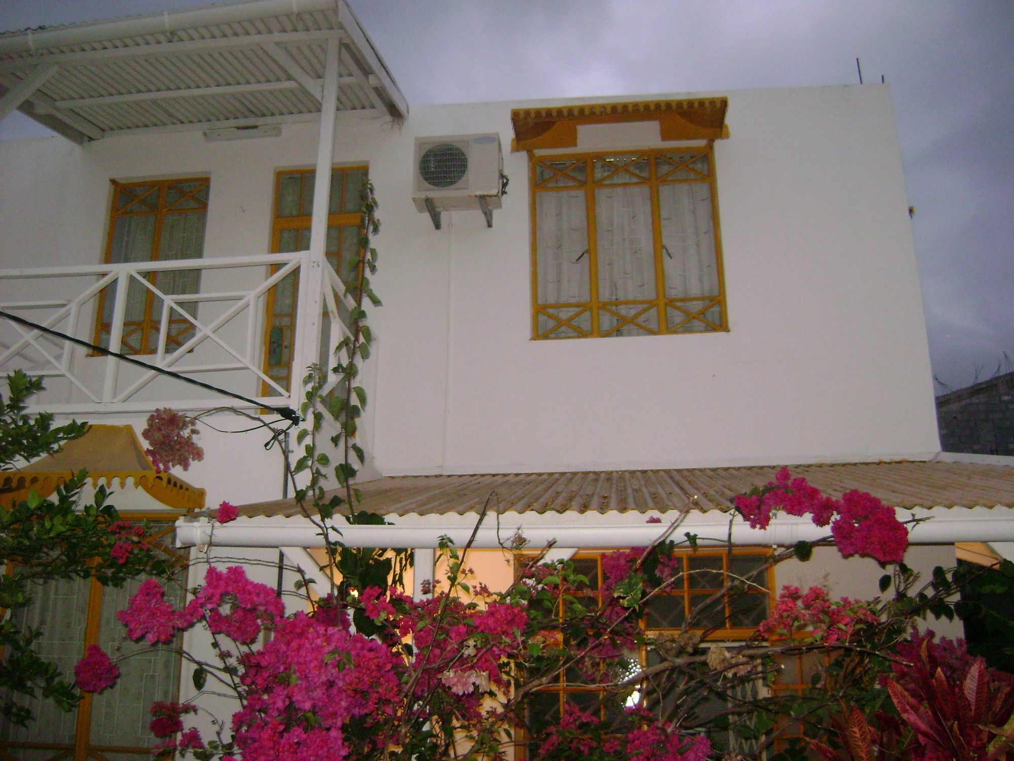 Sbe Villa Flic en Flac Exterior photo